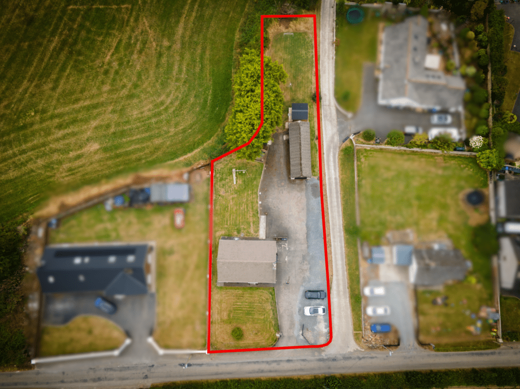8 Manse Road