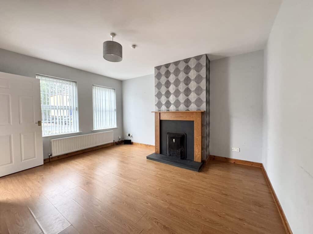 6 Summerhill Court