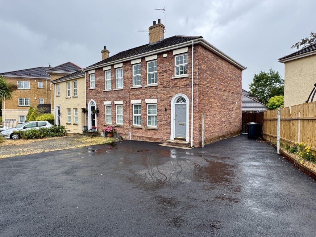 6 Summerhill Court