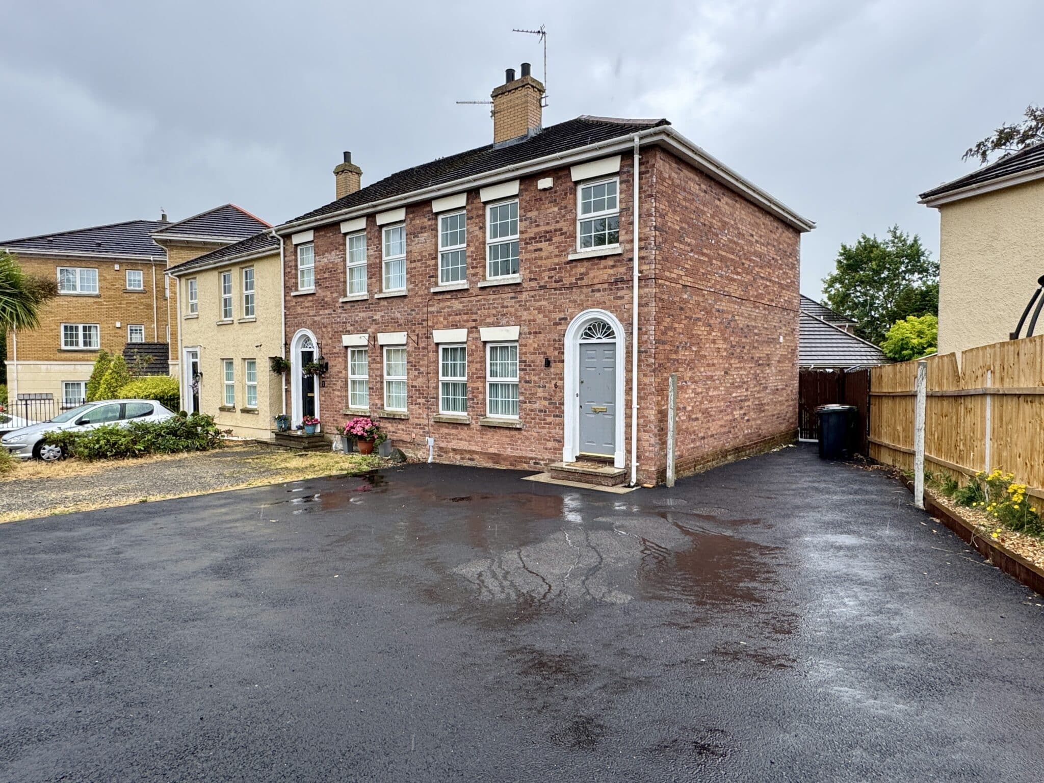6 Summerhill Court