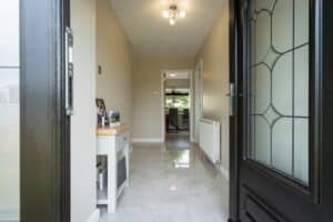 8 Manse Road