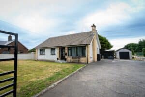8 Manse Road