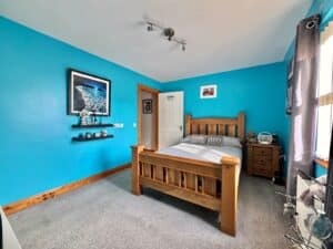 1 Moorfield