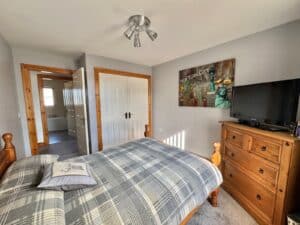1 Moorfield
