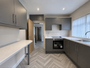 6 Dorchester Park