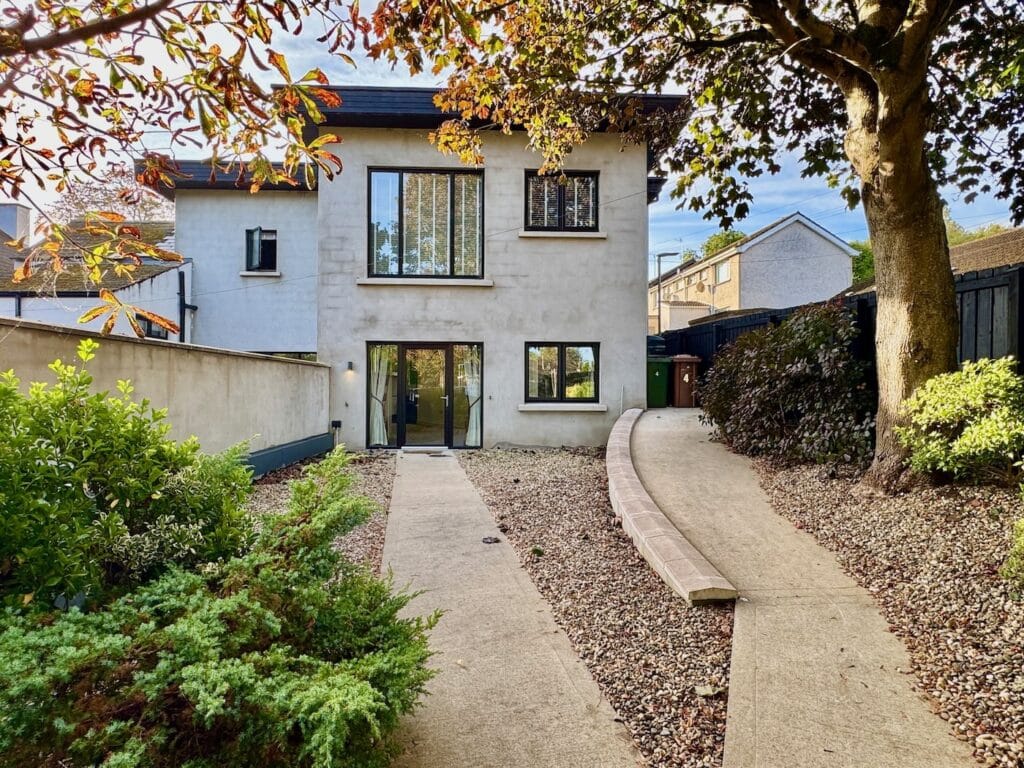 4 Whinny Hill